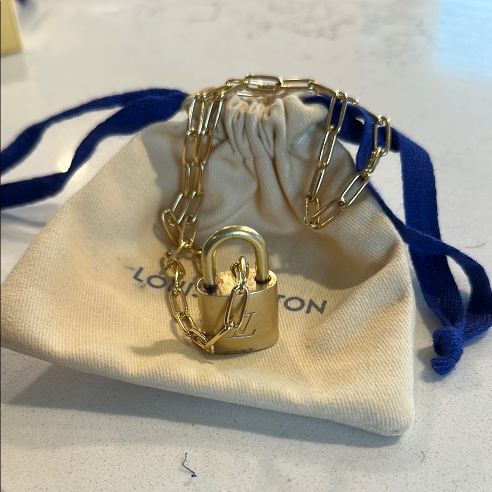 Louis Vuitton Gold Padlock #329 ~No Key~